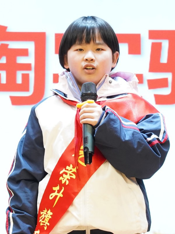 曹佳悦