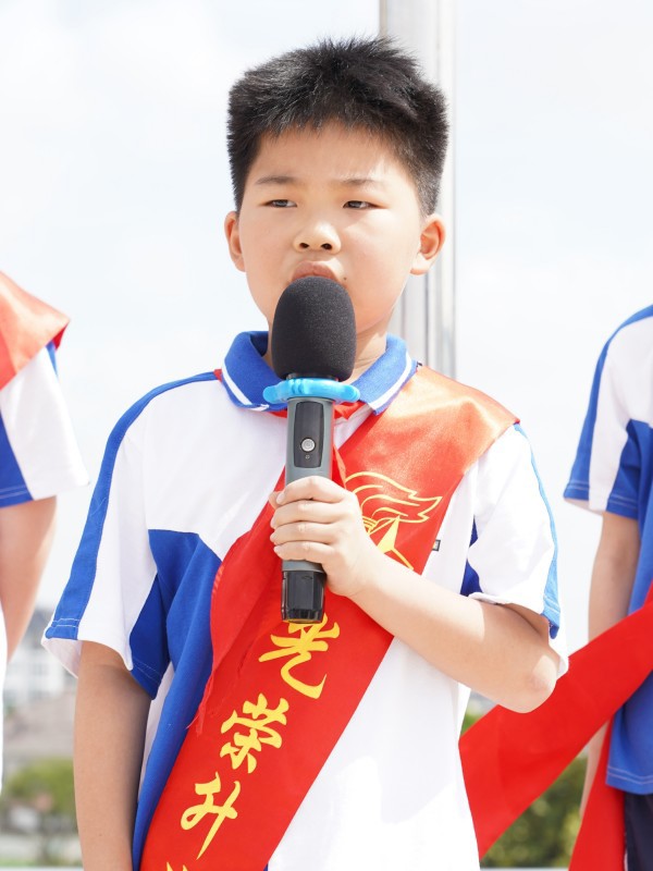 周孝慈
